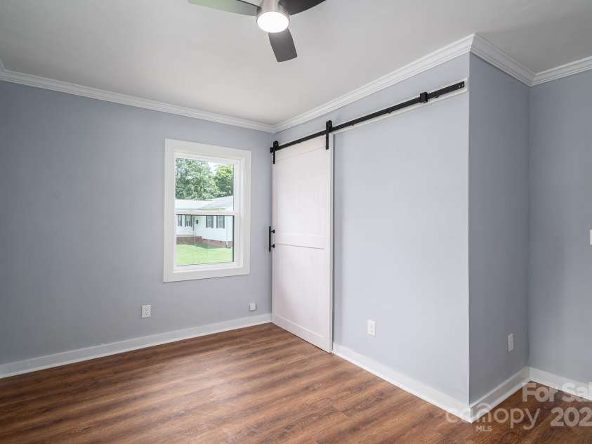 606 Mauney Avenue, Kings Mountain, NC 28086.  MLS# CAR4287691, YatesRealty ID 33460. 