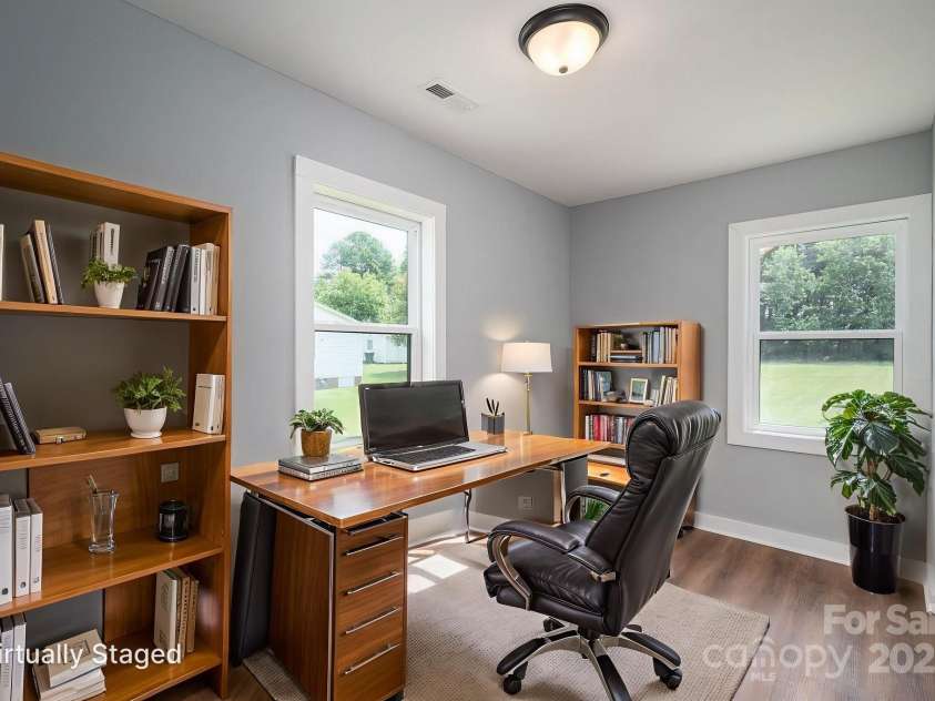 606 Mauney Avenue, Kings Mountain, NC 28086.  MLS# CAR4287691, YatesRealty ID 33460. 