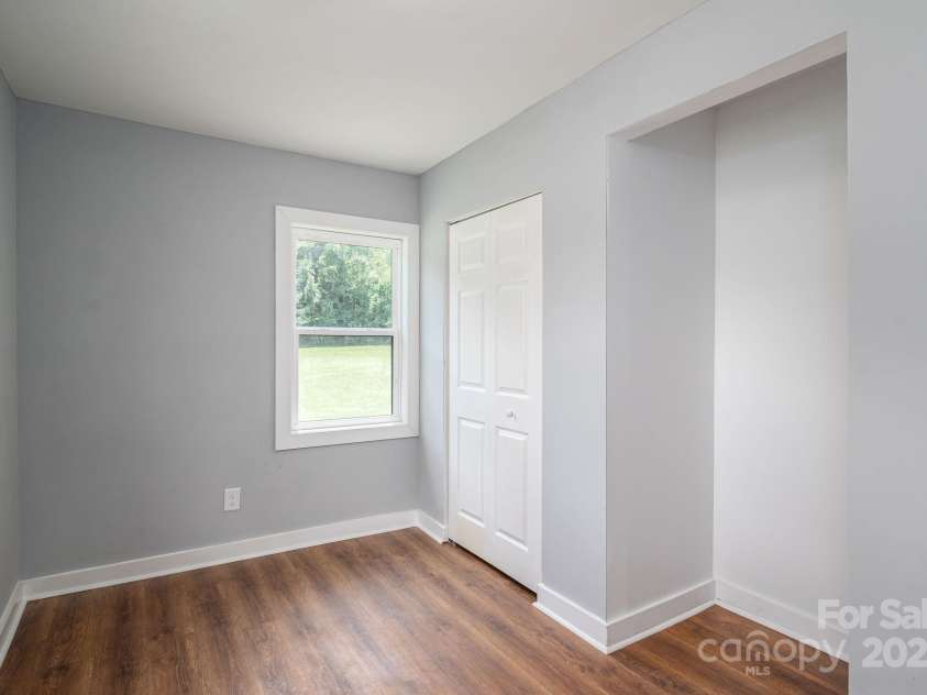 606 Mauney Avenue, Kings Mountain, NC 28086.  MLS# CAR4287691, YatesRealty ID 33460. 