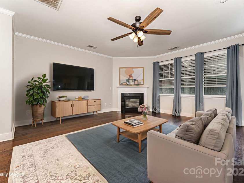 4813 Samuel Pinckney Drive, Belmont, NC 28012.  MLS# CAR4328350, YatesRealty ID 33462. Virtually staged