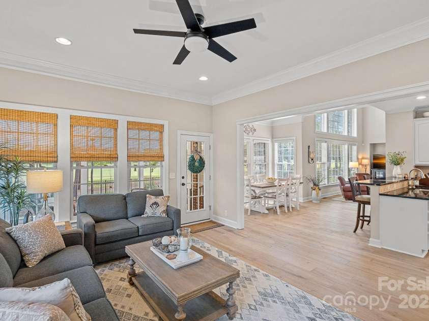 10434 Devonshire Drive, Huntersville, NC 28078.  MLS# CAR4285725, YatesRealty ID 33464. 
