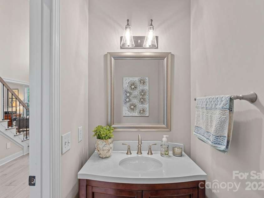 10434 Devonshire Drive, Huntersville, NC 28078.  MLS# CAR4285725, YatesRealty ID 33464. 