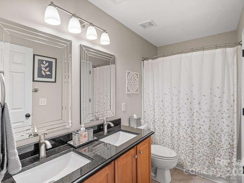 10434 Devonshire Drive, Huntersville, NC 28078.  MLS# CAR4285725, YatesRealty ID 33464. 