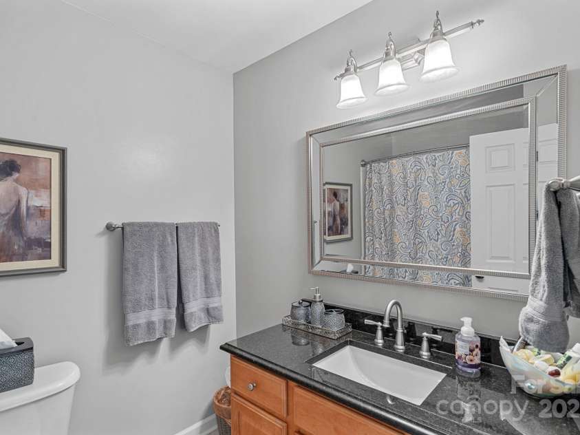 10434 Devonshire Drive, Huntersville, NC 28078.  MLS# CAR4285725, YatesRealty ID 33464. 