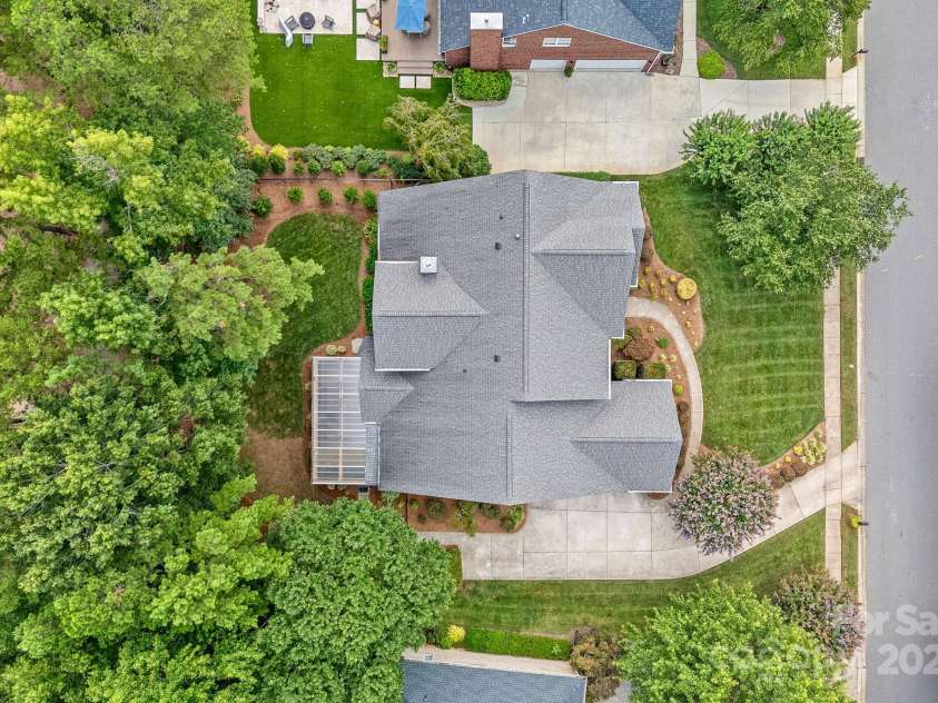 10434 Devonshire Drive, Huntersville, NC 28078.  MLS# CAR4285725, YatesRealty ID 33464. 