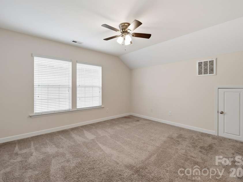 12421 Stumptown Road, Huntersville, NC 28078.  MLS# CAR4390787, YatesRealty ID 33465. Main Level Room