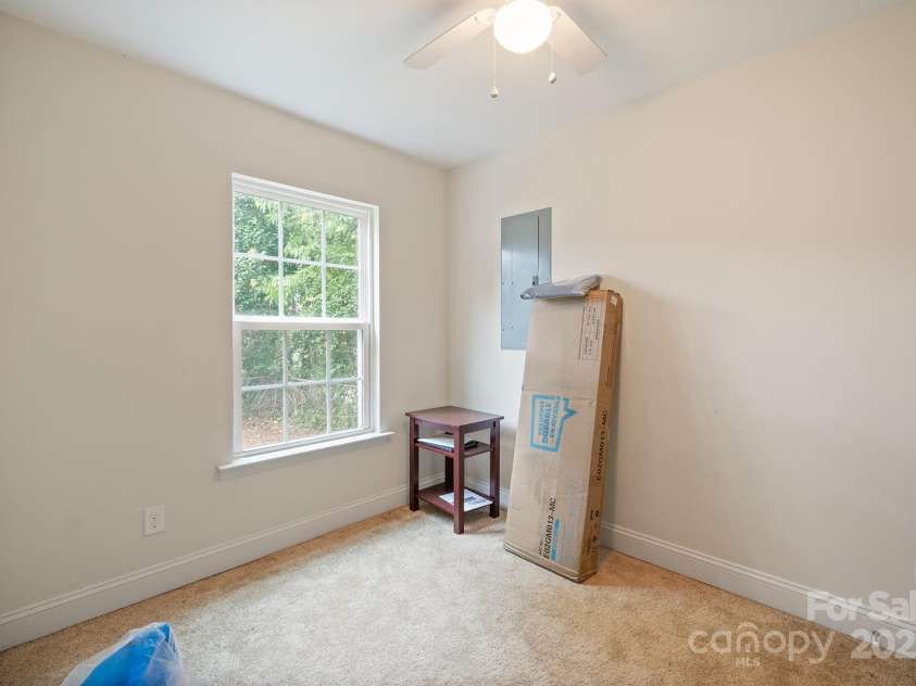 949 Evergreen Lane, Rock Hill, SC 29730.  MLS# CAR4291415, YatesRealty ID 33465. 