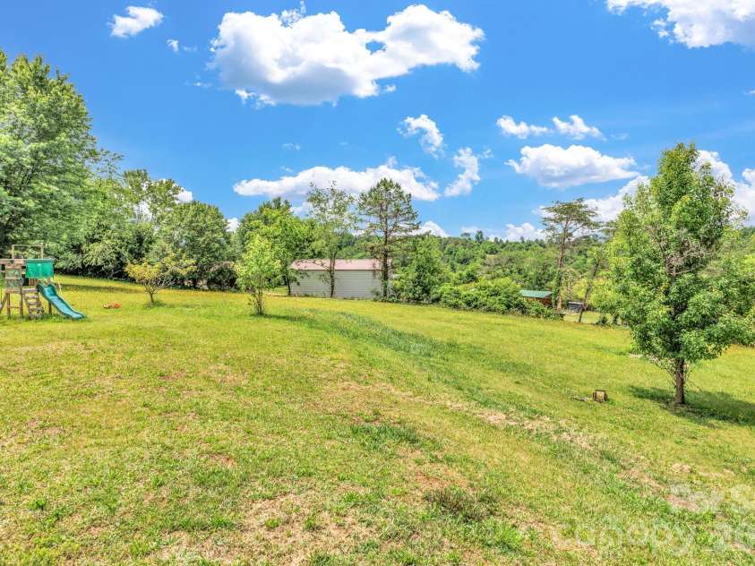 12 Green Cove Lane, Alexander, NC 28701.  MLS# CAR4397427, YatesRealty ID 33466. 