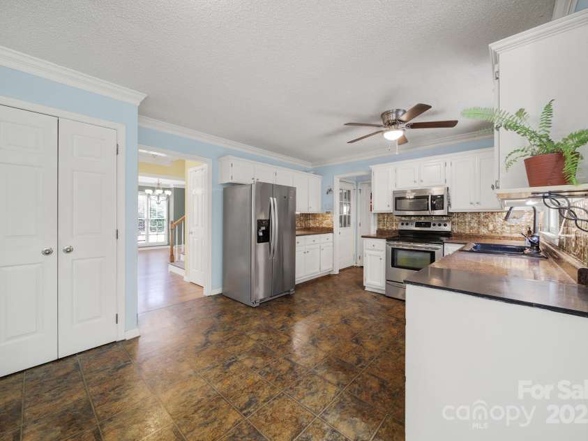 1904 Steeplechase Drive, Rock Hill, SC 29732.  MLS# CAR4289173, YatesRealty ID 33467. 