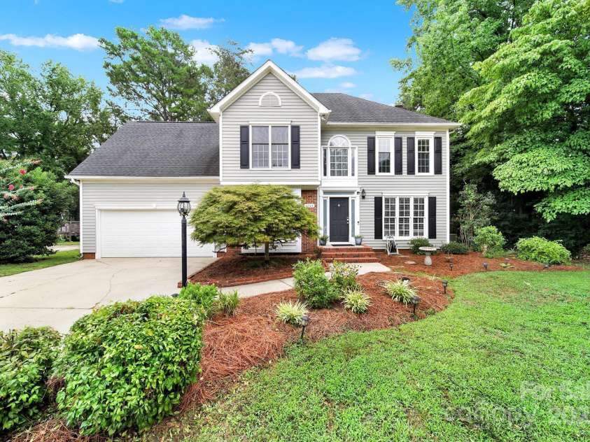 1904 Steeplechase Drive, Rock Hill, SC 29732.  MLS# CAR4289173, YatesRealty ID 33467. 