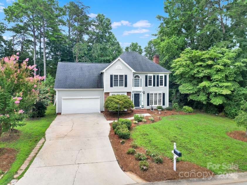 1904 Steeplechase Drive, Rock Hill, SC 29732.  MLS# CAR4289173, YatesRealty ID 33467. 