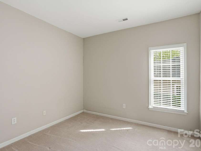 15733 Berryfield Street, Huntersville, NC 28078.  MLS# CAR4359638, YatesRealty ID 33468. 