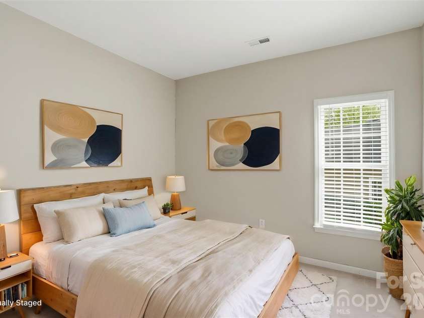 15733 Berryfield Street, Huntersville, NC 28078.  MLS# CAR4359638, YatesRealty ID 33468. Virtually Staged