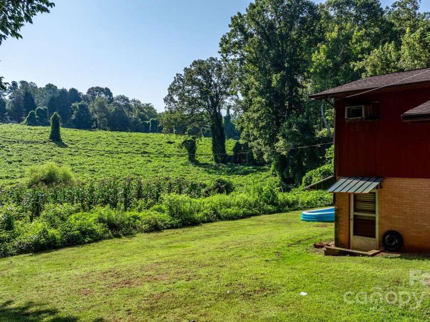 805 Old Nc 18 Highway, Morganton, NC 28655.  MLS# CAR4294667, YatesRealty ID 33469. 