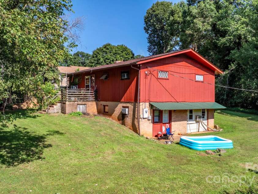 805 Old Nc 18 Highway, Morganton, NC 28655.  MLS# CAR4294667, YatesRealty ID 33469. 