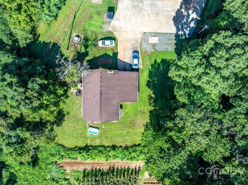 805 Old Nc 18 Highway, Morganton, NC 28655.  MLS# CAR4294667, YatesRealty ID 33469. 