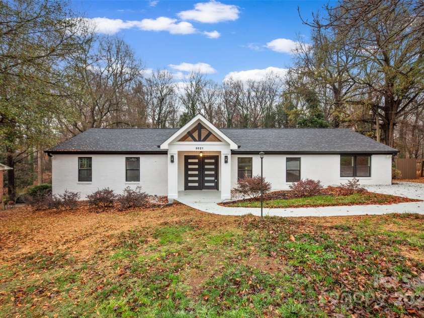 3021 Whitson Road, Gastonia, NC 28054.  MLS# CAR4328562, YatesRealty ID 3347. 