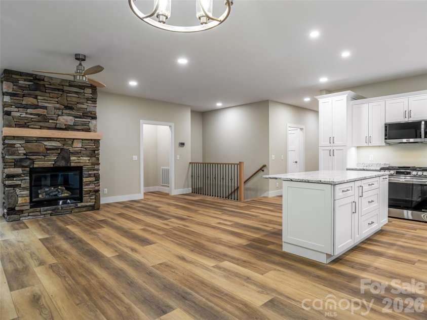 281 Carriage Crest Drive, Hendersonville, NC 28791.  MLS# CAR4290904, YatesRealty ID 33470. 