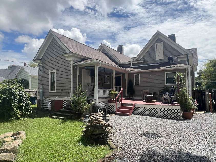 131 Confederate Avenue, Rock Hill, SC 29730.  MLS# CAR4292811, YatesRealty ID 33471. 