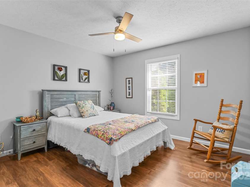 2807 Hollybrook Lane, Morganton, NC 28655.  MLS# CAR4283495, YatesRealty ID 33472. 