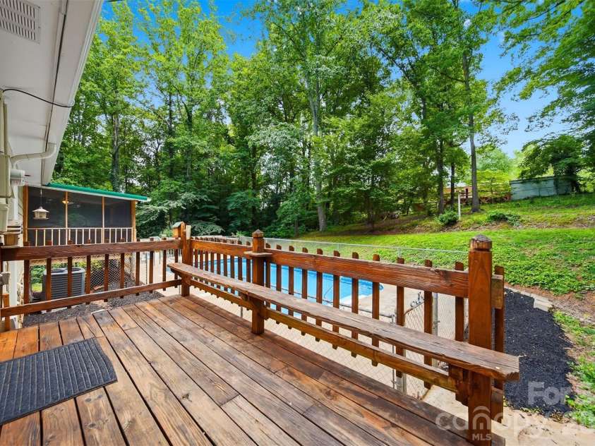 408 Birch Circle Drive, Hudson, NC 28638.  MLS# CAR4392790, YatesRealty ID 33472. 