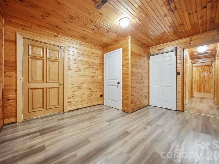 408 Birch Circle Drive, Hudson, NC 28638.  MLS# CAR4392790, YatesRealty ID 33472. 
