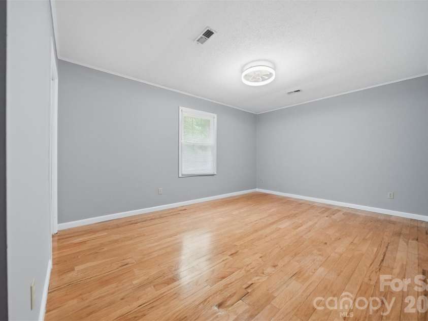 408 Birch Circle Drive, Hudson, NC 28638.  MLS# CAR4392790, YatesRealty ID 33472. 