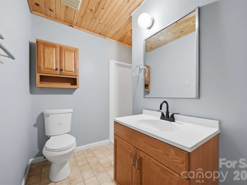 408 Birch Circle Drive, Hudson, NC 28638.  MLS# CAR4392790, YatesRealty ID 33472. 