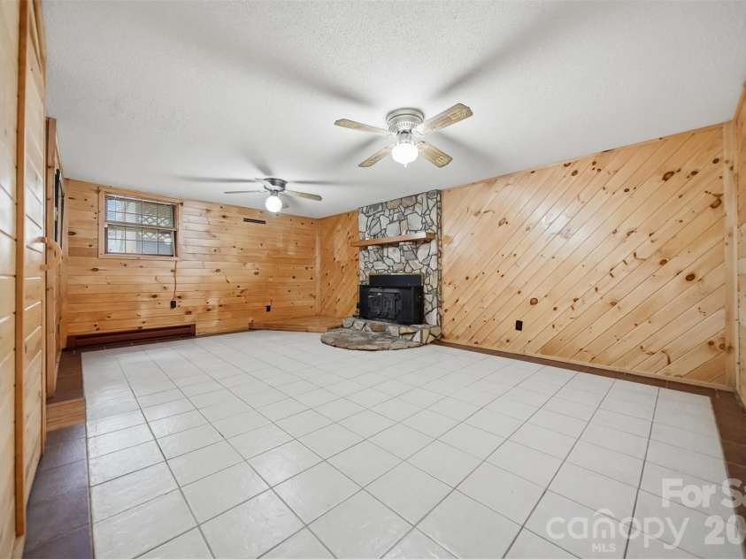 408 Birch Circle Drive, Hudson, NC 28638.  MLS# CAR4392790, YatesRealty ID 33472. 