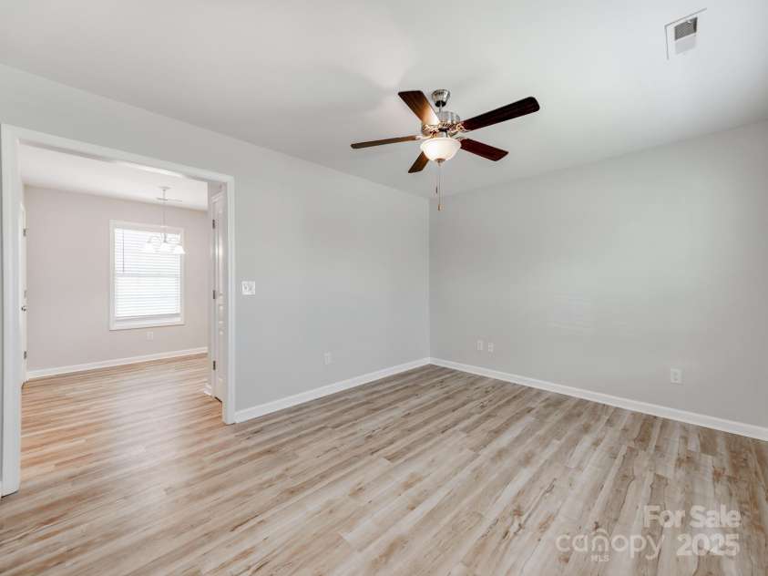 15 Wright Street, Rock Hill, SC 29730.  MLS# CAR4245492, YatesRealty ID 33473. 