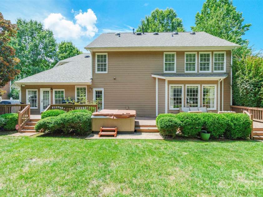 10009 Devonshire Drive, Huntersville, NC 28078.  MLS# CAR4292222, YatesRealty ID 33475. Back of Home