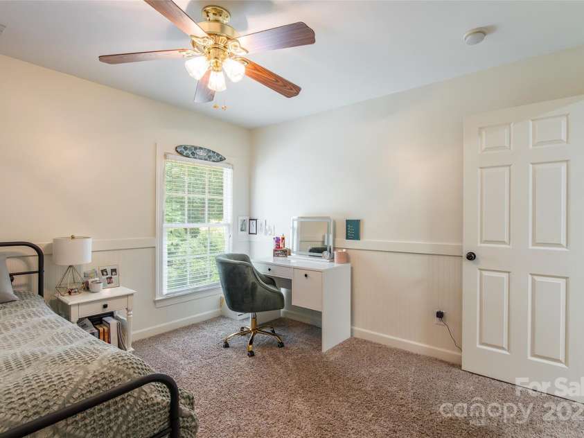 10009 Devonshire Drive, Huntersville, NC 28078.  MLS# CAR4292222, YatesRealty ID 33475. Bedroom 4