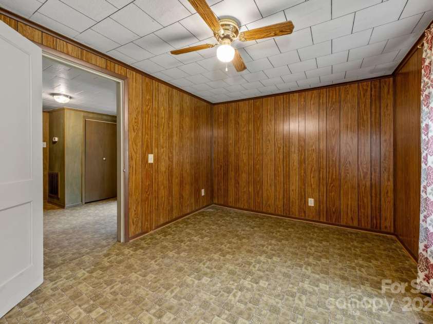 302 Margarette Avenue, Belmont, NC 28012.  MLS# CAR4291779, YatesRealty ID 33476. 