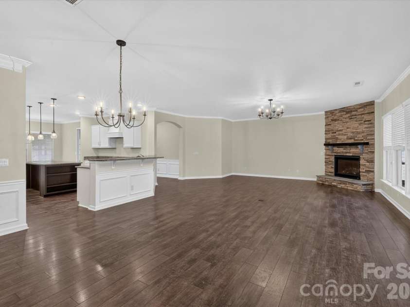 322 Burr Court, Fort Mill, SC 29715.  MLS# CAR4395959, YatesRealty ID 33476. 