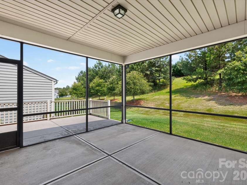 322 Burr Court, Fort Mill, SC 29715.  MLS# CAR4395959, YatesRealty ID 33476. 
