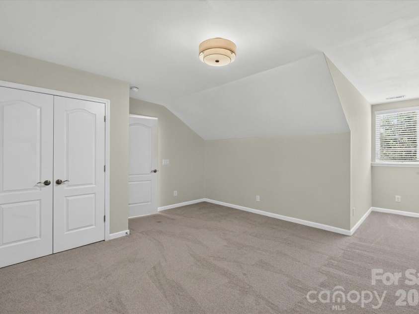 322 Burr Court, Fort Mill, SC 29715.  MLS# CAR4395959, YatesRealty ID 33476. 