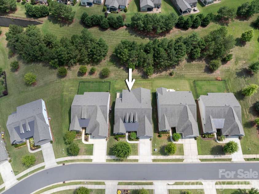 322 Burr Court, Fort Mill, SC 29715.  MLS# CAR4395959, YatesRealty ID 33476. 