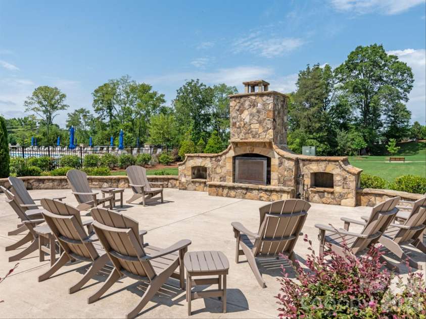 322 Burr Court, Fort Mill, SC 29715.  MLS# CAR4395959, YatesRealty ID 33476. 