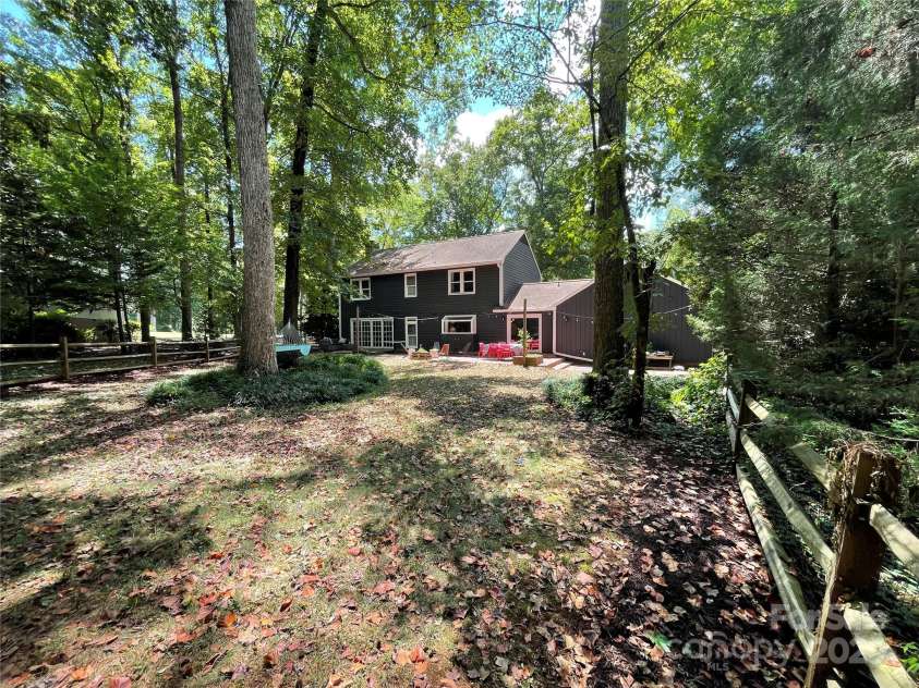 47 Fairway Ridge, Clover, SC 29710.  MLS# CAR4286749, YatesRealty ID 33478. 