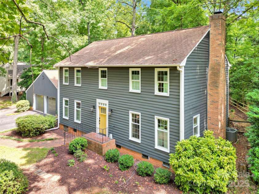 47 Fairway Ridge, Clover, SC 29710.  MLS# CAR4286749, YatesRealty ID 33478. 