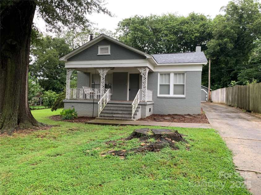 2123 Shipp Avenue, Newton, NC 28658.  MLS# CAR4290980, YatesRealty ID 33479. 