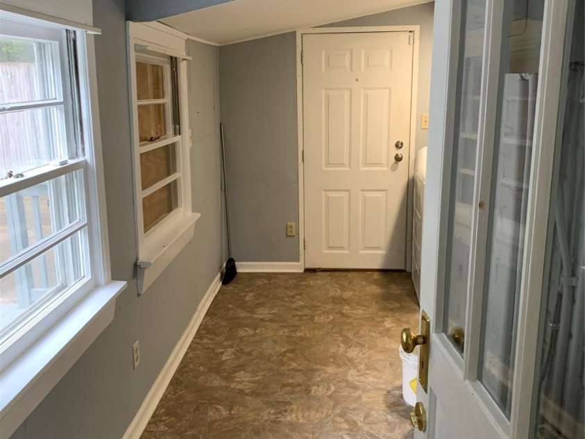 2123 Shipp Avenue, Newton, NC 28658.  MLS# CAR4290980, YatesRealty ID 33479. 