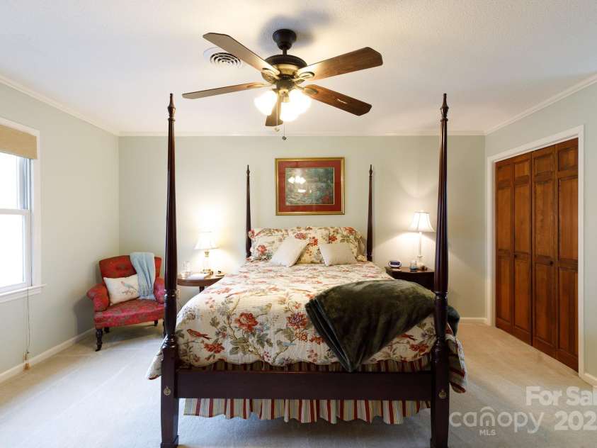 2622 Oakhurst Drive, Rock Hill, SC 29730.  MLS# CAR4234019, YatesRealty ID 3348. 