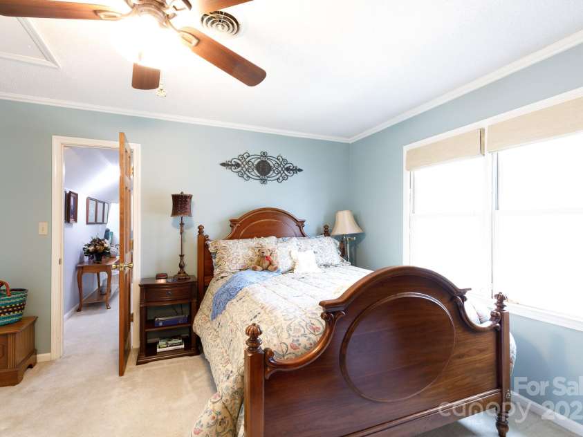 2622 Oakhurst Drive, Rock Hill, SC 29730.  MLS# CAR4234019, YatesRealty ID 3348. 