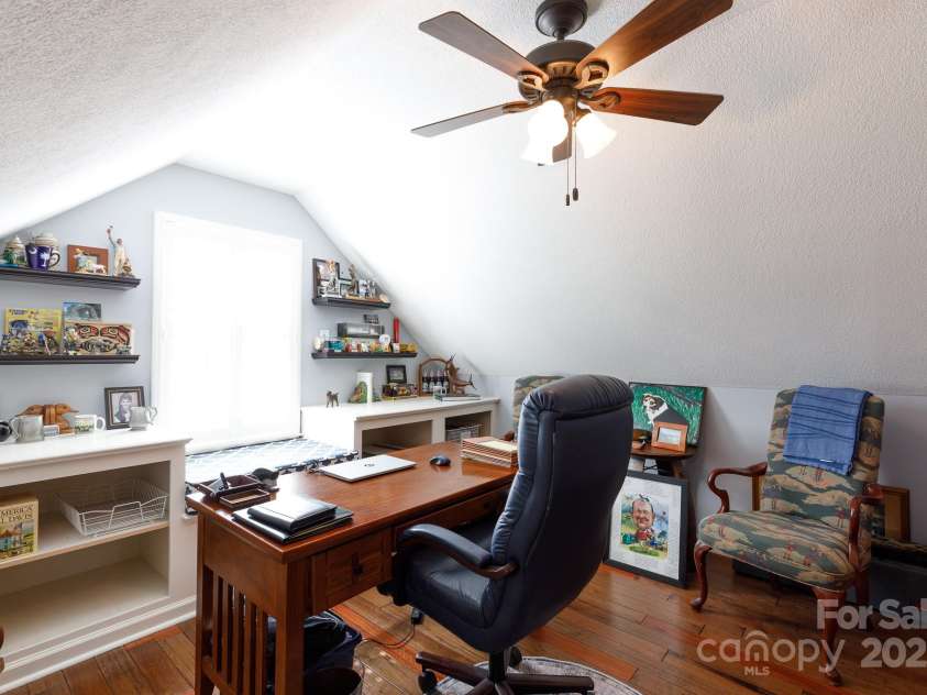 2622 Oakhurst Drive, Rock Hill, SC 29730.  MLS# CAR4234019, YatesRealty ID 3348. 