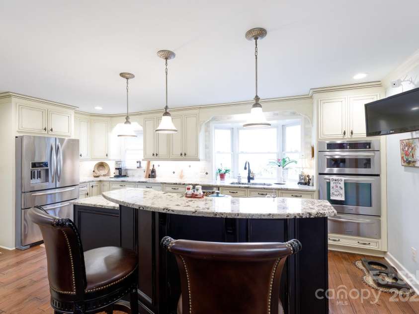 2622 Oakhurst Drive, Rock Hill, SC 29730.  MLS# CAR4234019, YatesRealty ID 3348. 