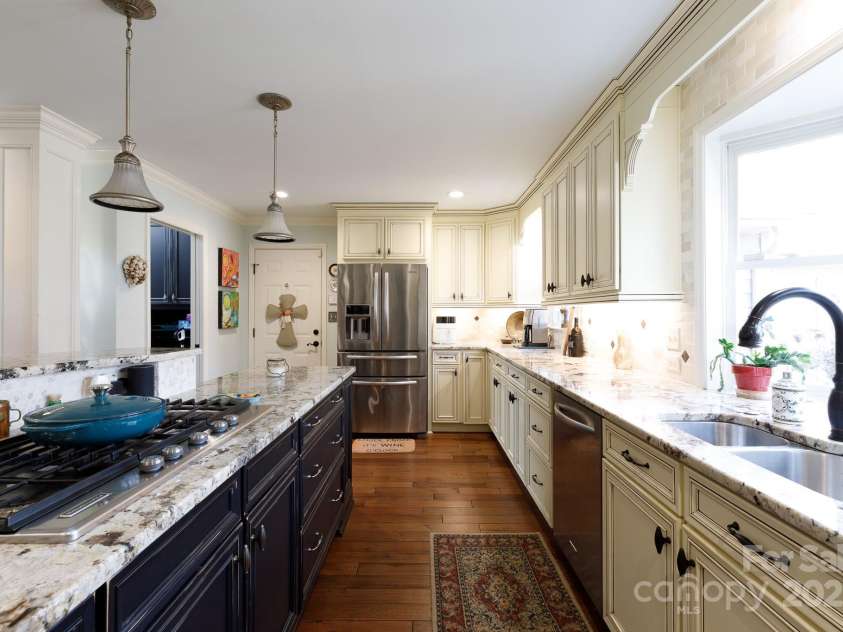 2622 Oakhurst Drive, Rock Hill, SC 29730.  MLS# CAR4234019, YatesRealty ID 3348. 