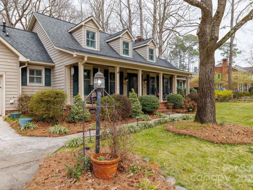 2622 Oakhurst Drive, Rock Hill, SC 29730.  MLS# CAR4234019, YatesRealty ID 3348. 