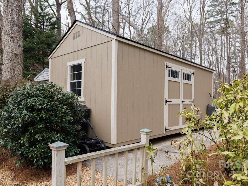 2622 Oakhurst Drive, Rock Hill, SC 29730.  MLS# CAR4234019, YatesRealty ID 3348. 
