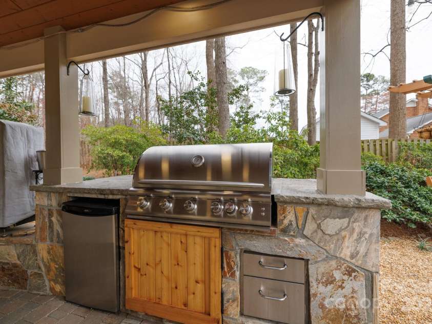 2622 Oakhurst Drive, Rock Hill, SC 29730.  MLS# CAR4234019, YatesRealty ID 3348. 